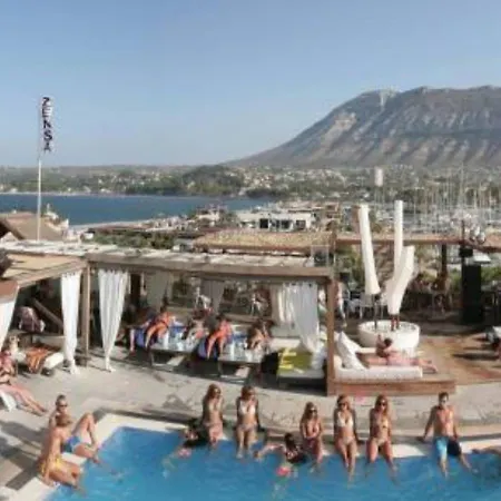 Apartamento El Retiro Piscina-chiringuito